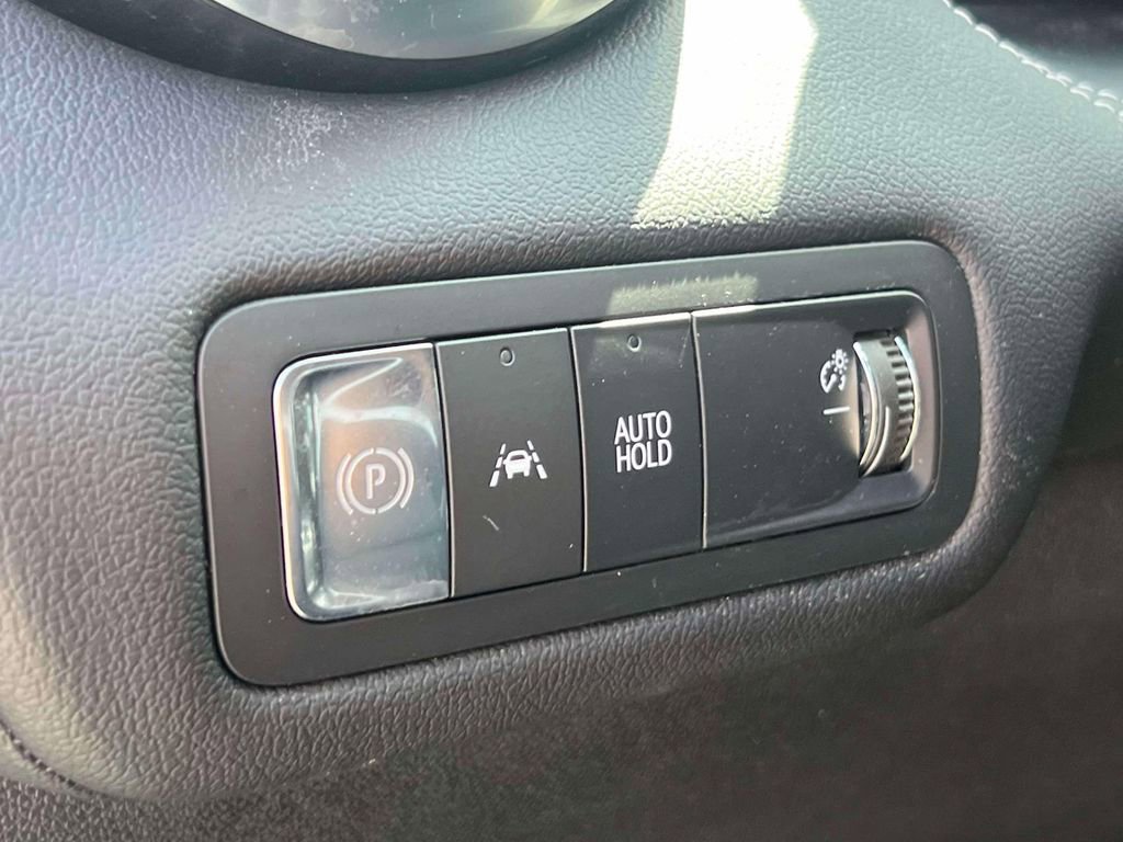 Used 2024 Chevrolet Blazer EV LT AWD/4WD image 23