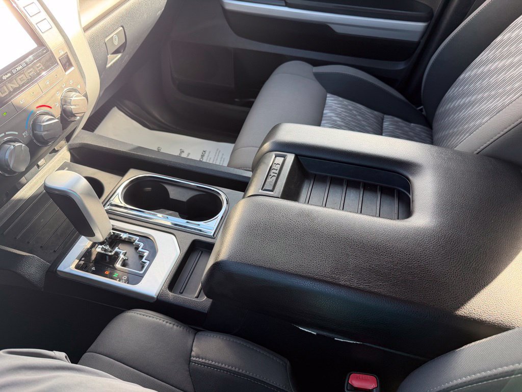 Used 2019 Toyota Tundra SR5 w/ SR5 Upgrade Package AWD/4WD image 16