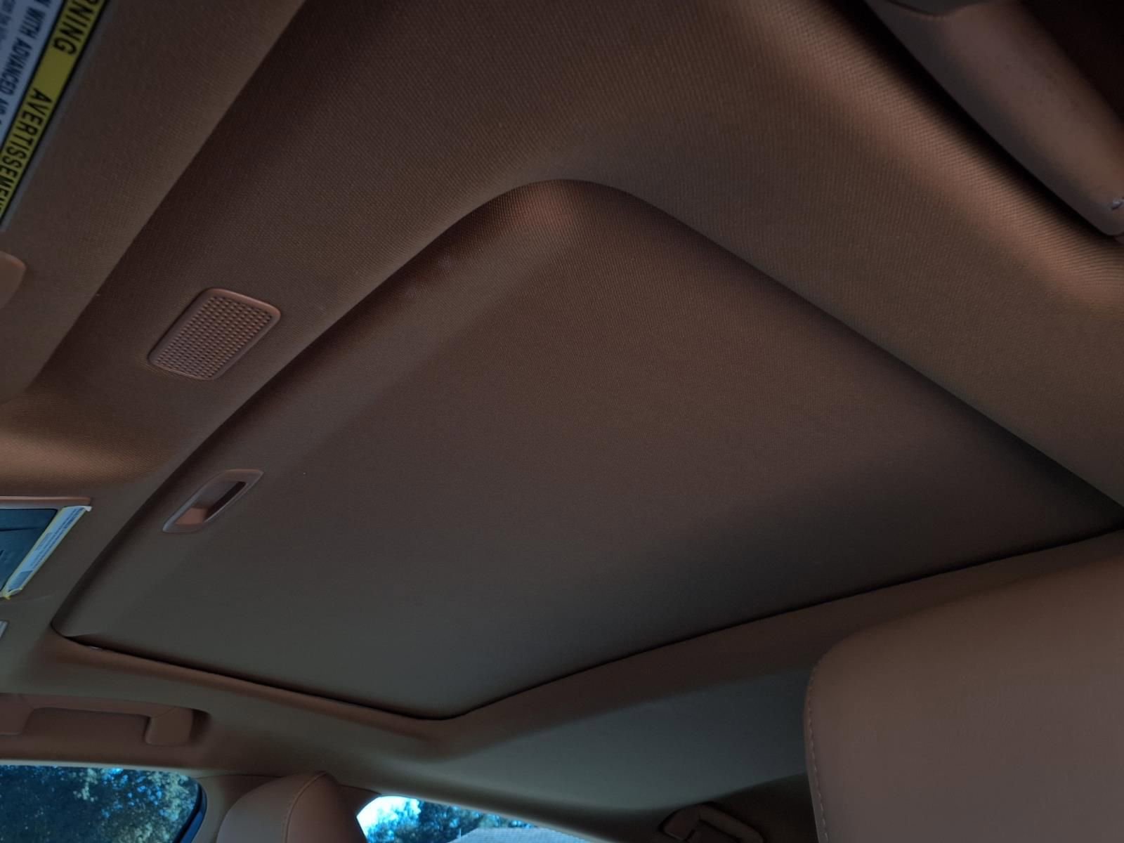 Used 2022 Lexus ES 300h w/ Premium Package image 16