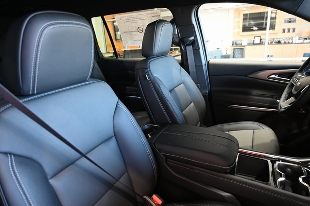 New 2026 Chevrolet Traverse LT w/ Driver Confidence Package image 8