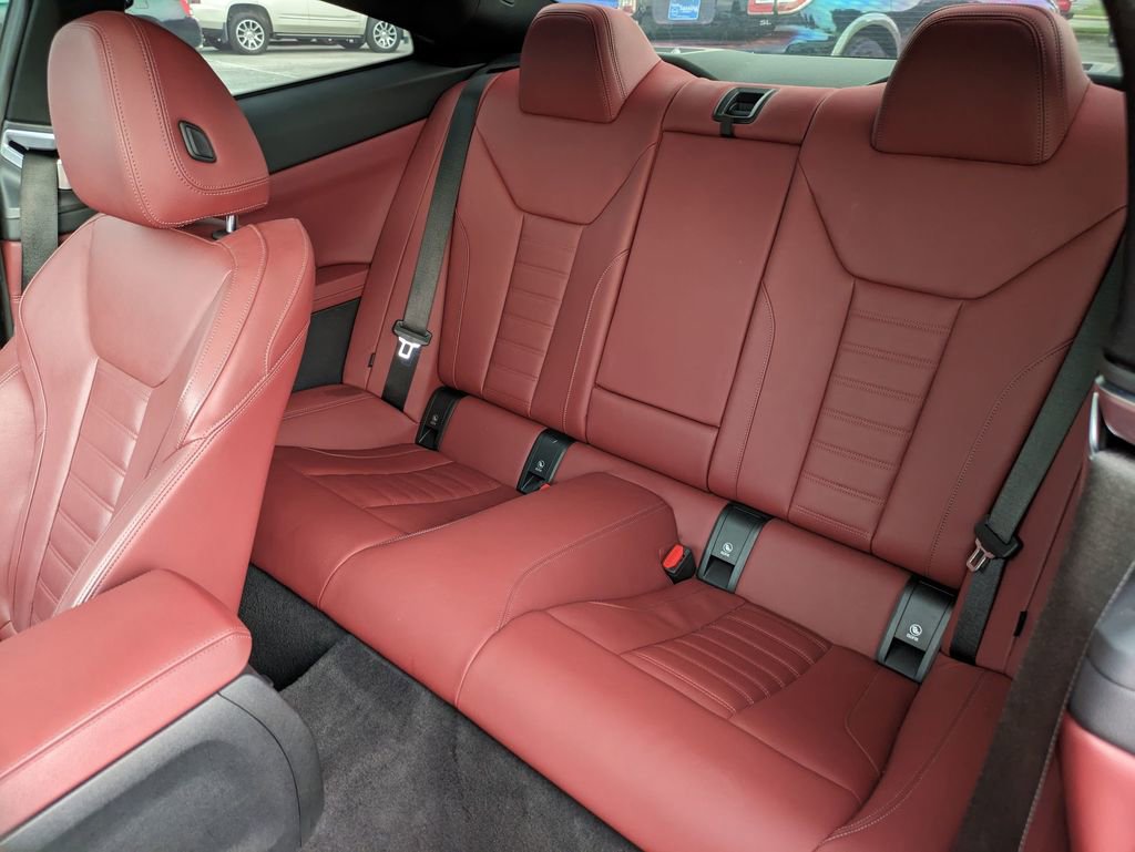 Used 2022 BMW M440i Coupe image 28