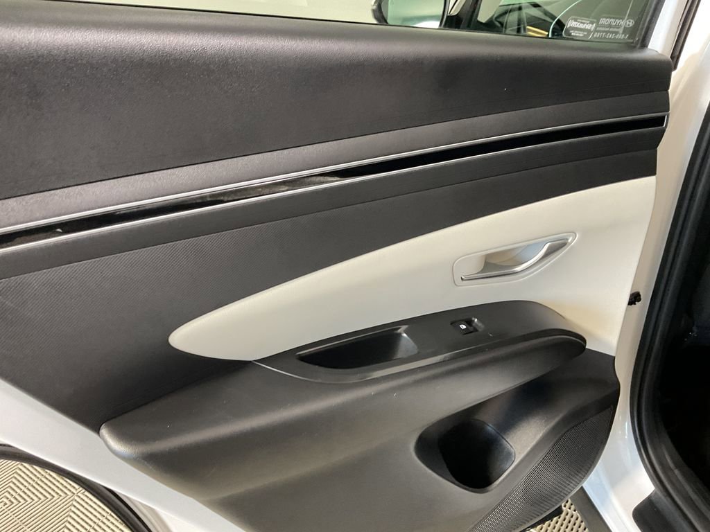 Used 2023 Hyundai Tucson SEL image 17