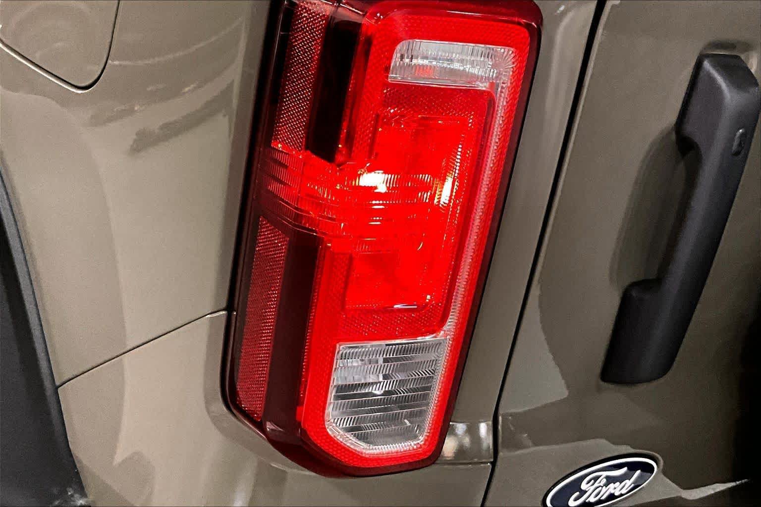 Used 2026 Ford Bronco Heritage Edition AWD/4WD image 31