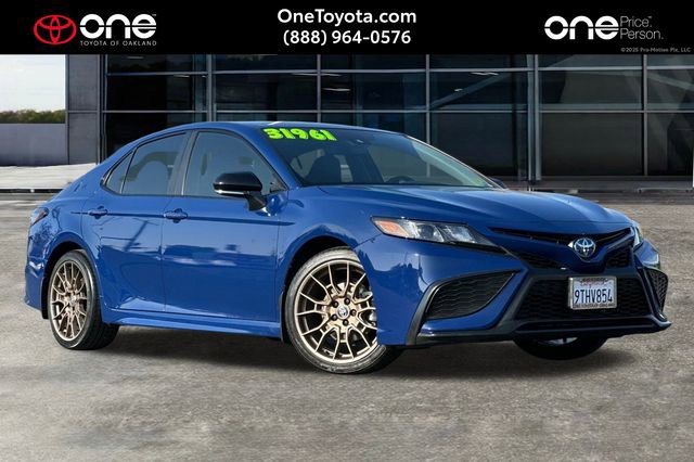 Used 2024 Toyota Camry SE