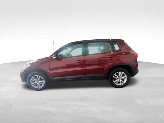 Used 2014 Volkswagen Tiguan S image 10