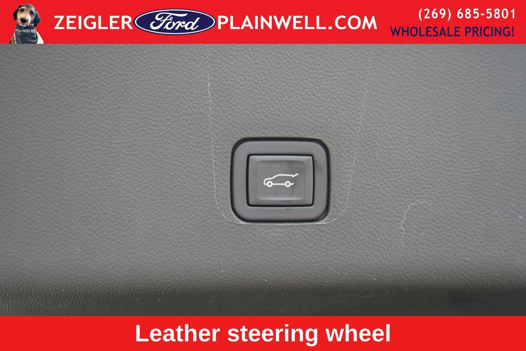 Used 2024 Chevrolet Traverse Premier w/ Redline Edition image 15