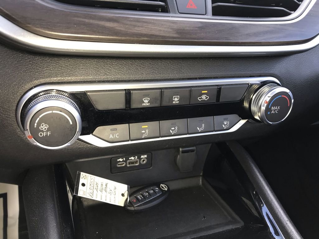 Used 2024 Nissan Altima 2.5 SV image 18