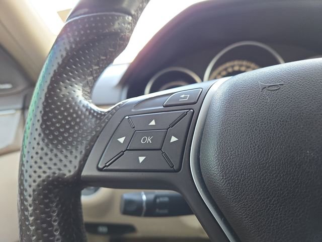 Used 2014 Mercedes-Benz E 350 4MATIC Sedan image 19