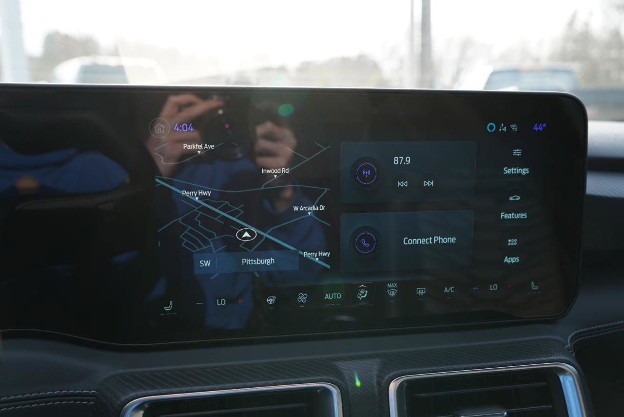 Used 2025 Ford Mustang GT Premium w/ GT Performance Package image 39