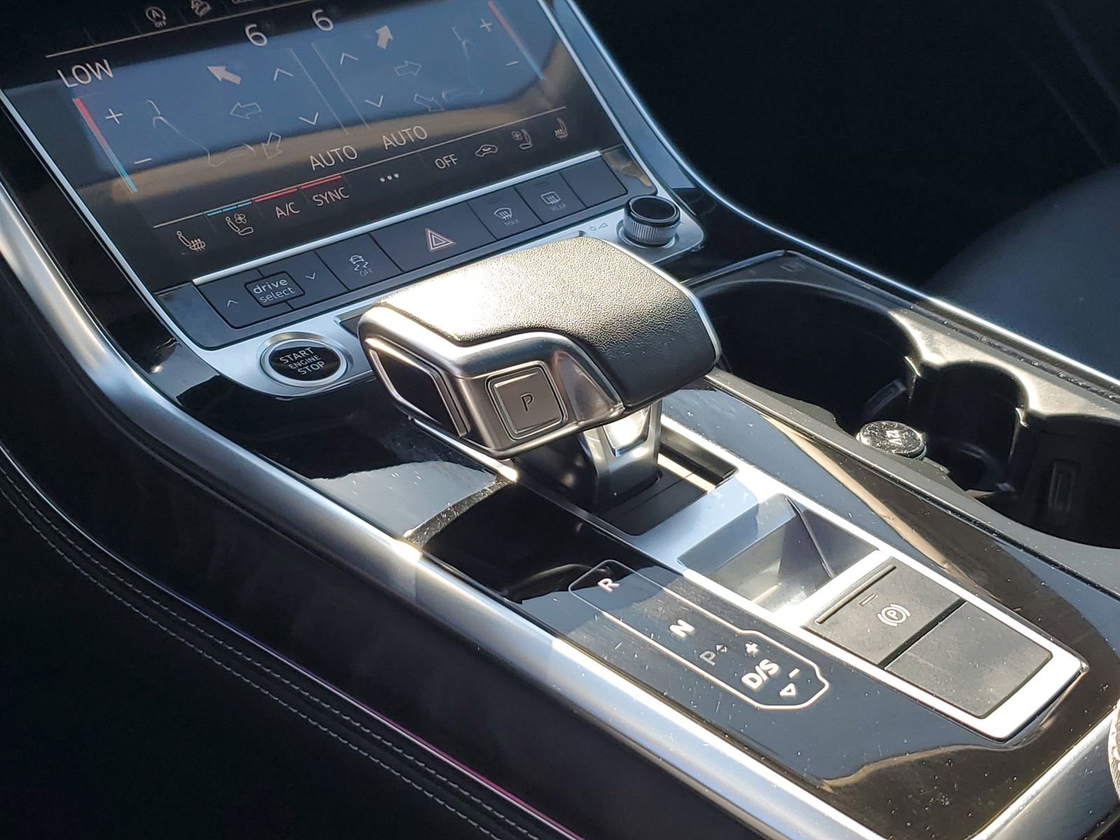 Used 2023 Audi Q8 Premium Plus w/ Premium Plus Package image 33