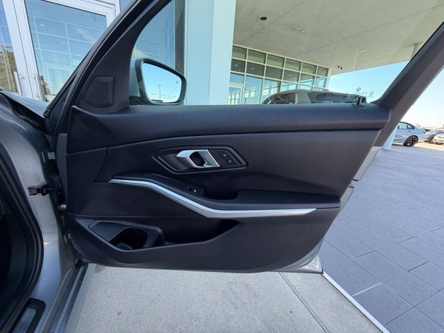 Used 2026 BMW 330i Sedan RWD image 33
