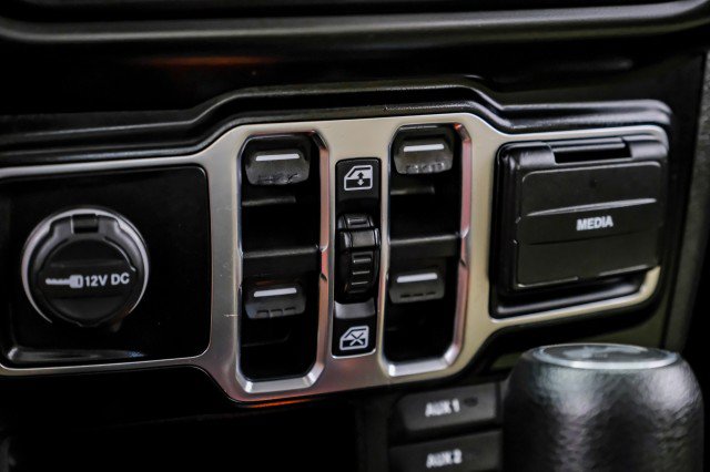 Used 2021 Jeep Wrangler Unlimited Sport AWD/4WD image 28