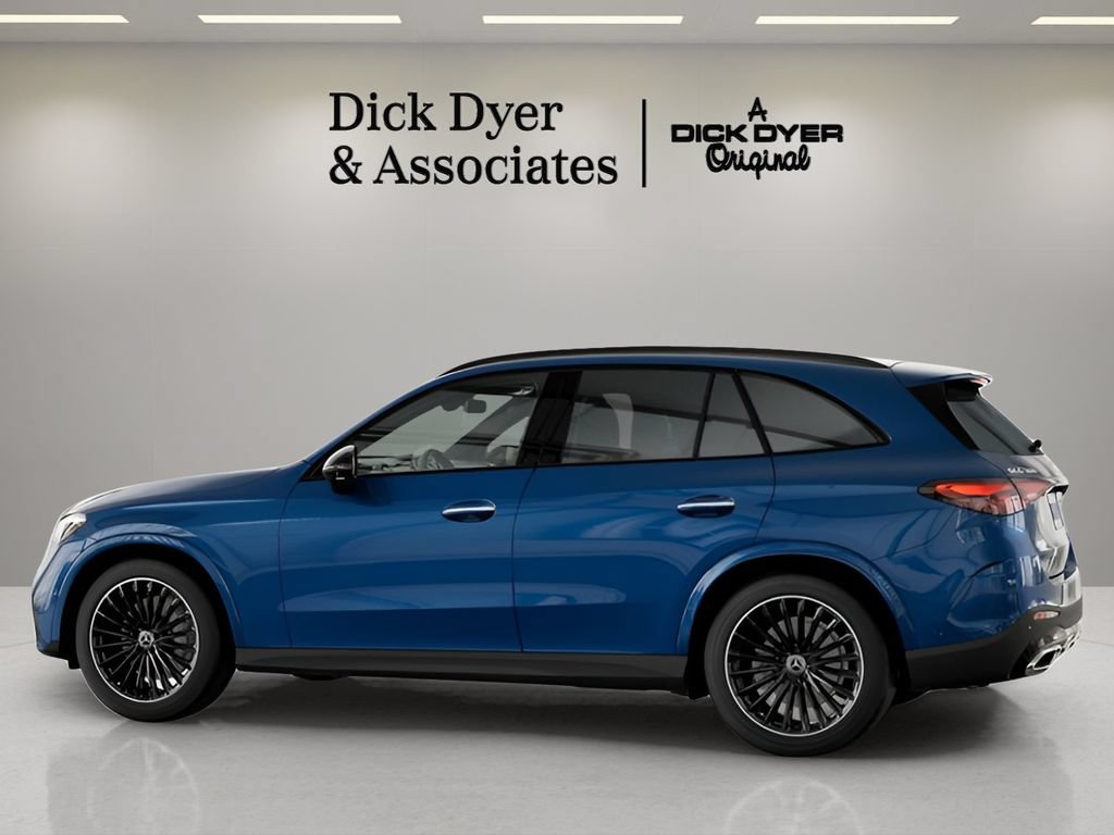 Used 2026 Mercedes-Benz GLC 300 image 27