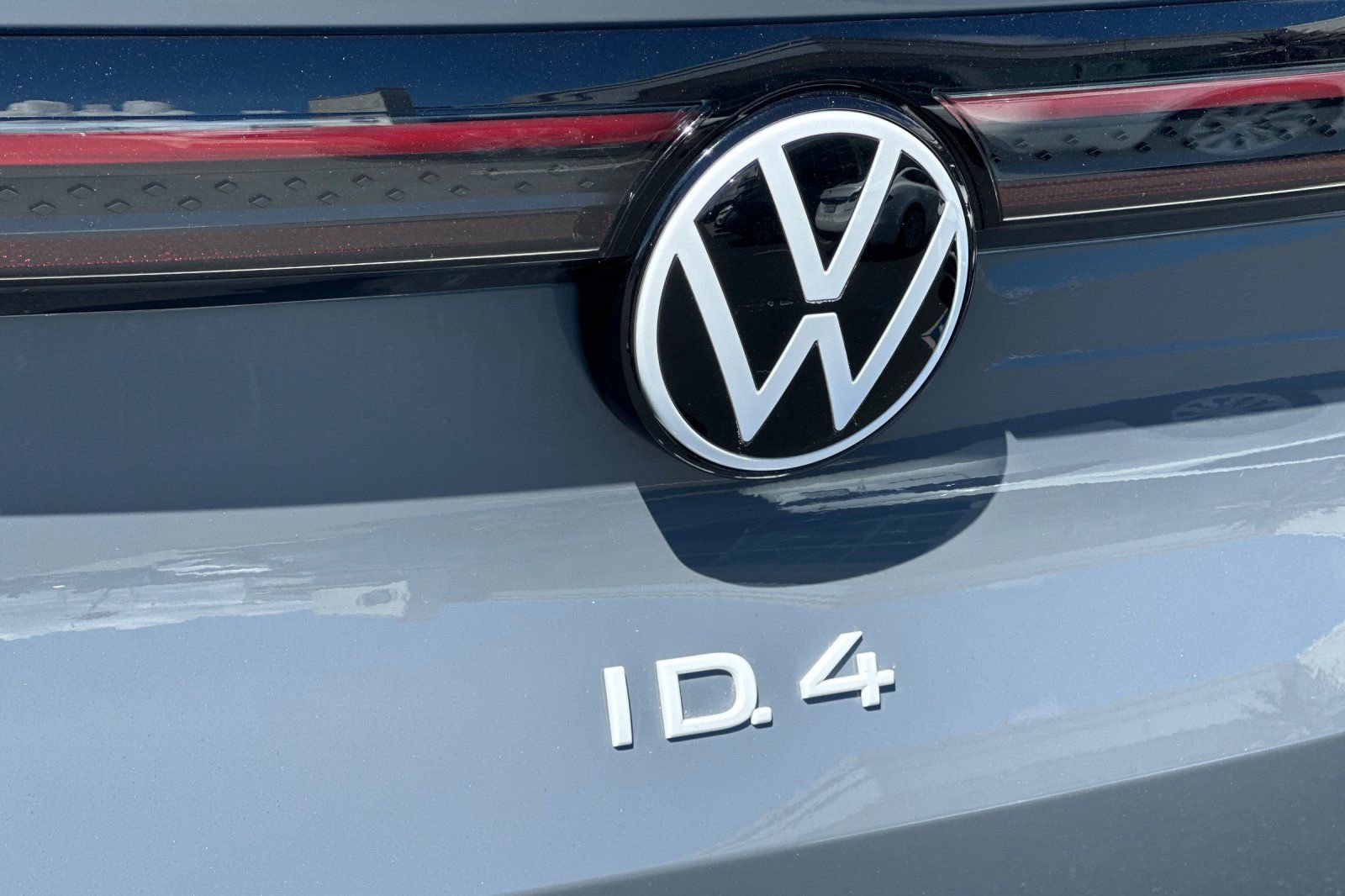 Used 2023 Volkswagen ID.4 Pro image 28