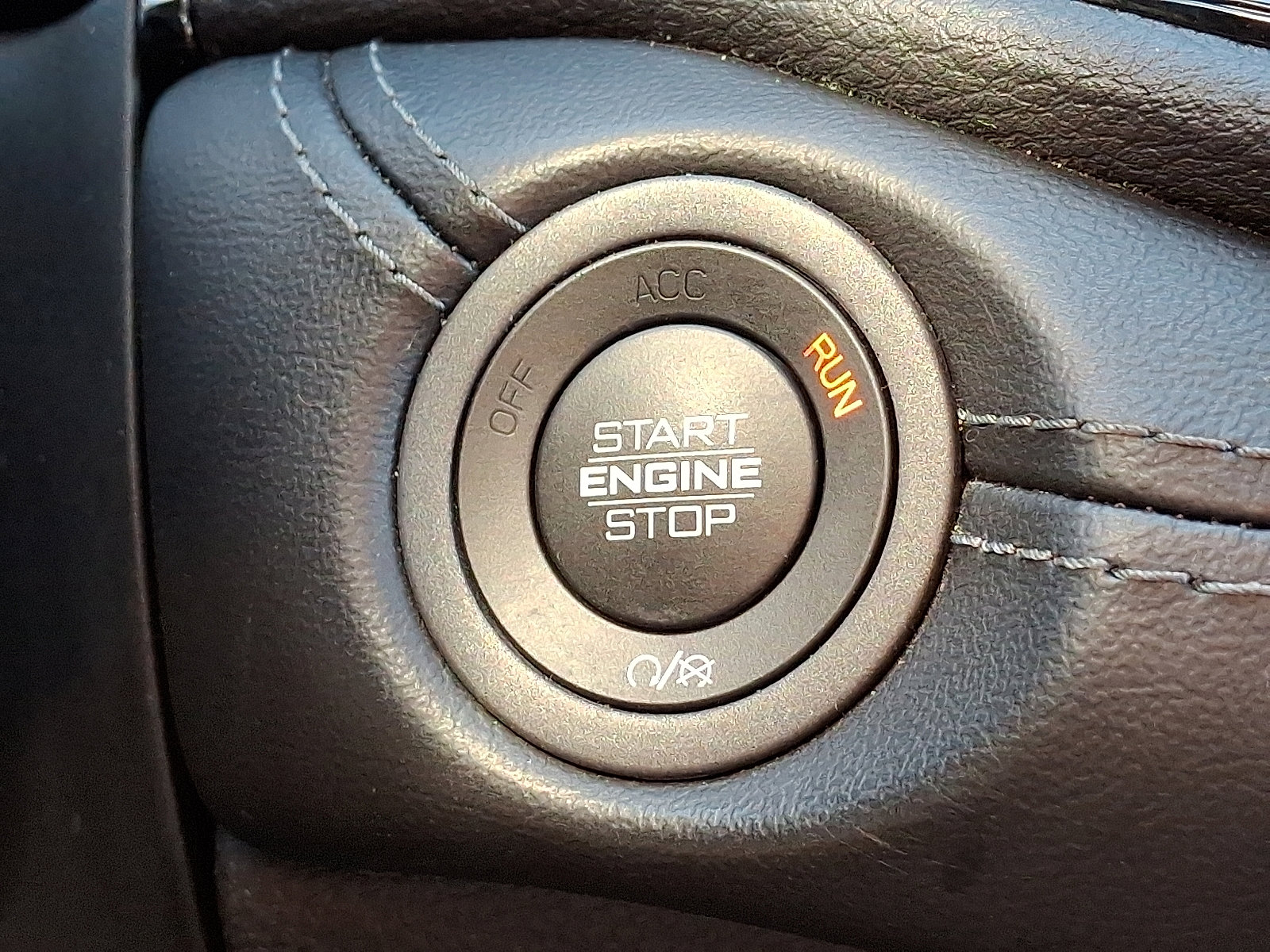 Certified 2022 Dodge Durango GT image 27