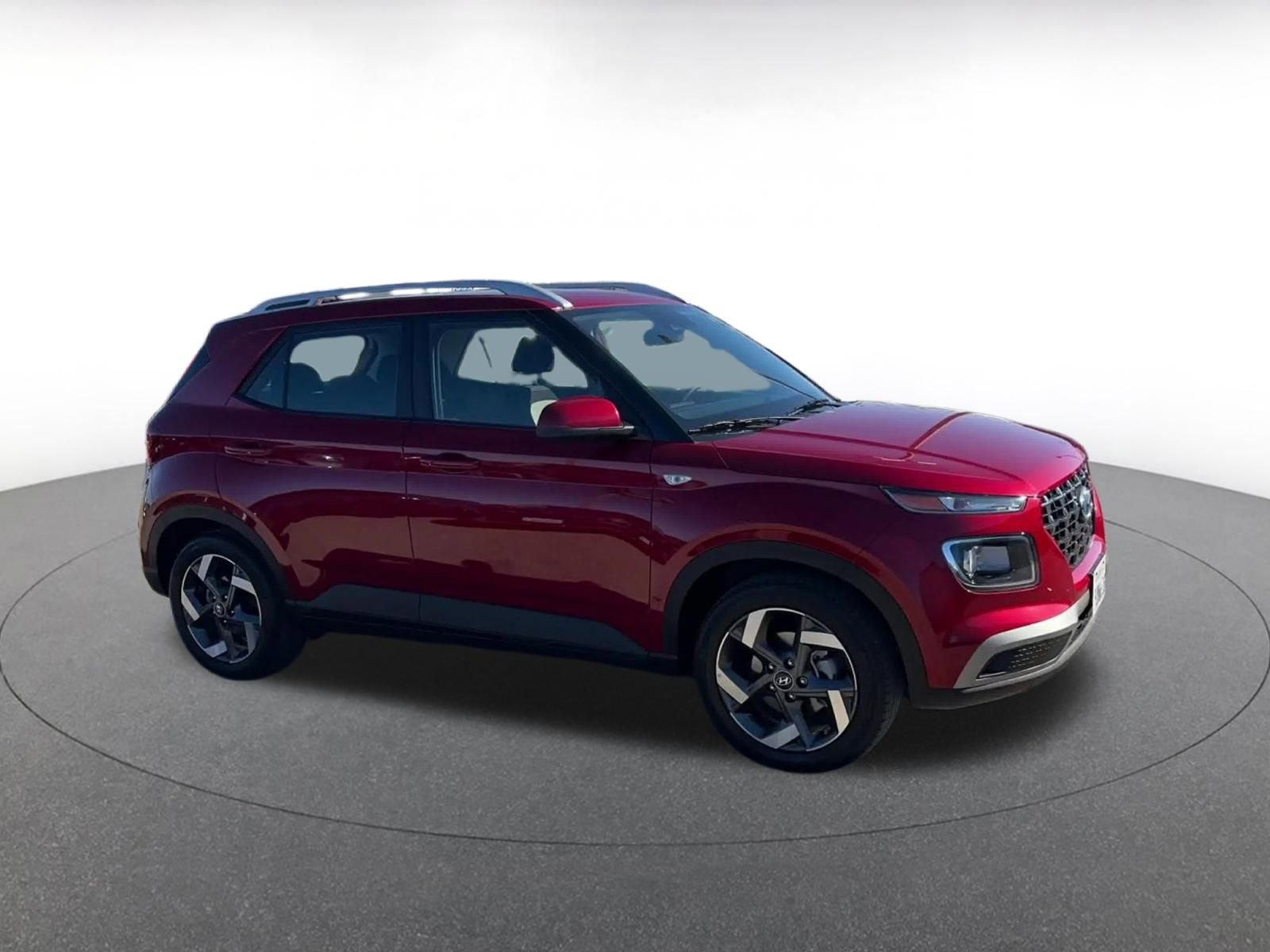 Used 2025 Hyundai Venue SEL FWD video 2