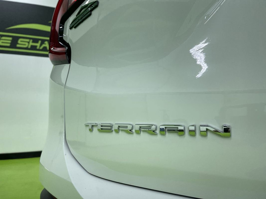 Used 2023 GMC Terrain SLE w/ Driver Convenience Package image 13