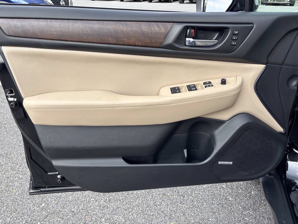 Used 2015 Subaru Outback 3.6R Limited AWD/4WD image 16