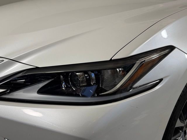 Used 2019 Lexus ES 350 w/ Premium Package FWD image 11