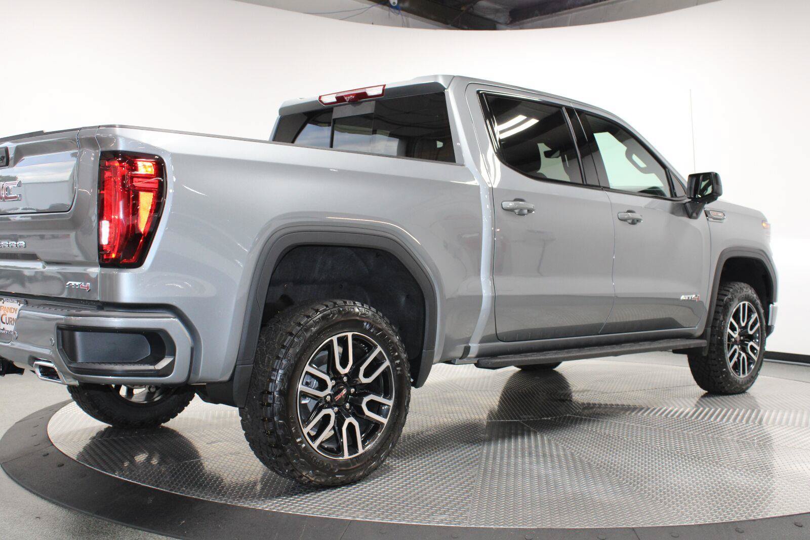 New 2026 GMC Sierra 1500 AT4 w/ AT4 Premium Package AWD/4WD image 12