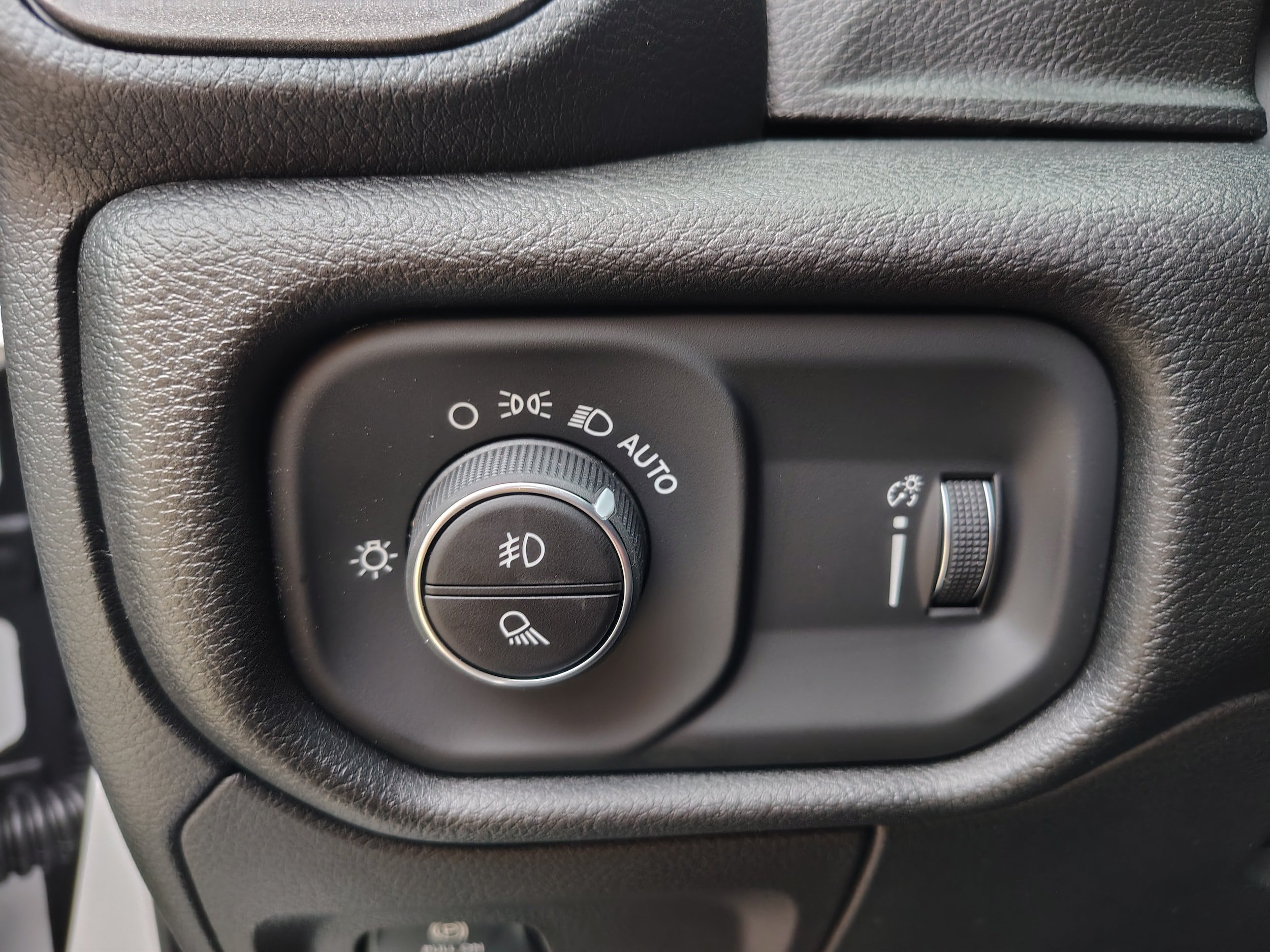 New 2027 RAM 1500 Warlock AWD/4WD image 20