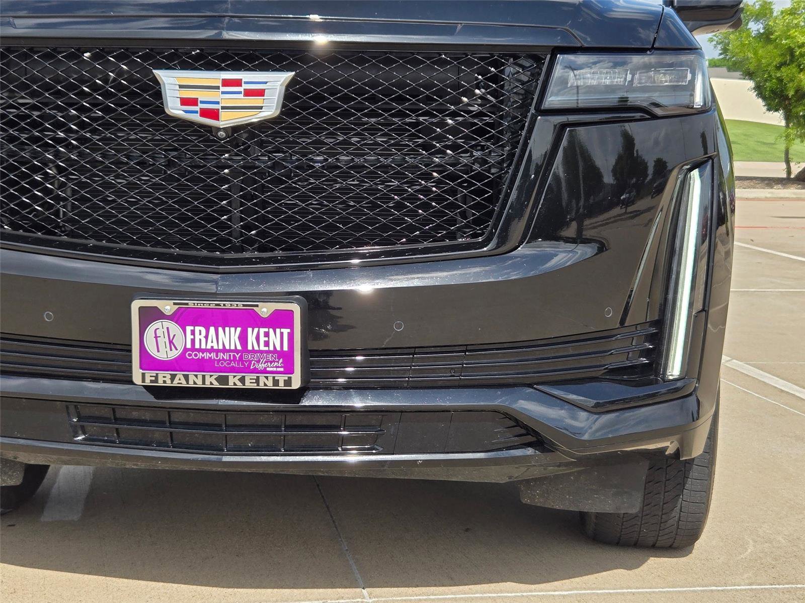 Used 2022 Cadillac Escalade ESV Sport Platinum AWD/4WD image 6