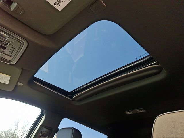 New 2026 GMC Sierra 2500 Denali w/ Max Trailering Package image 16