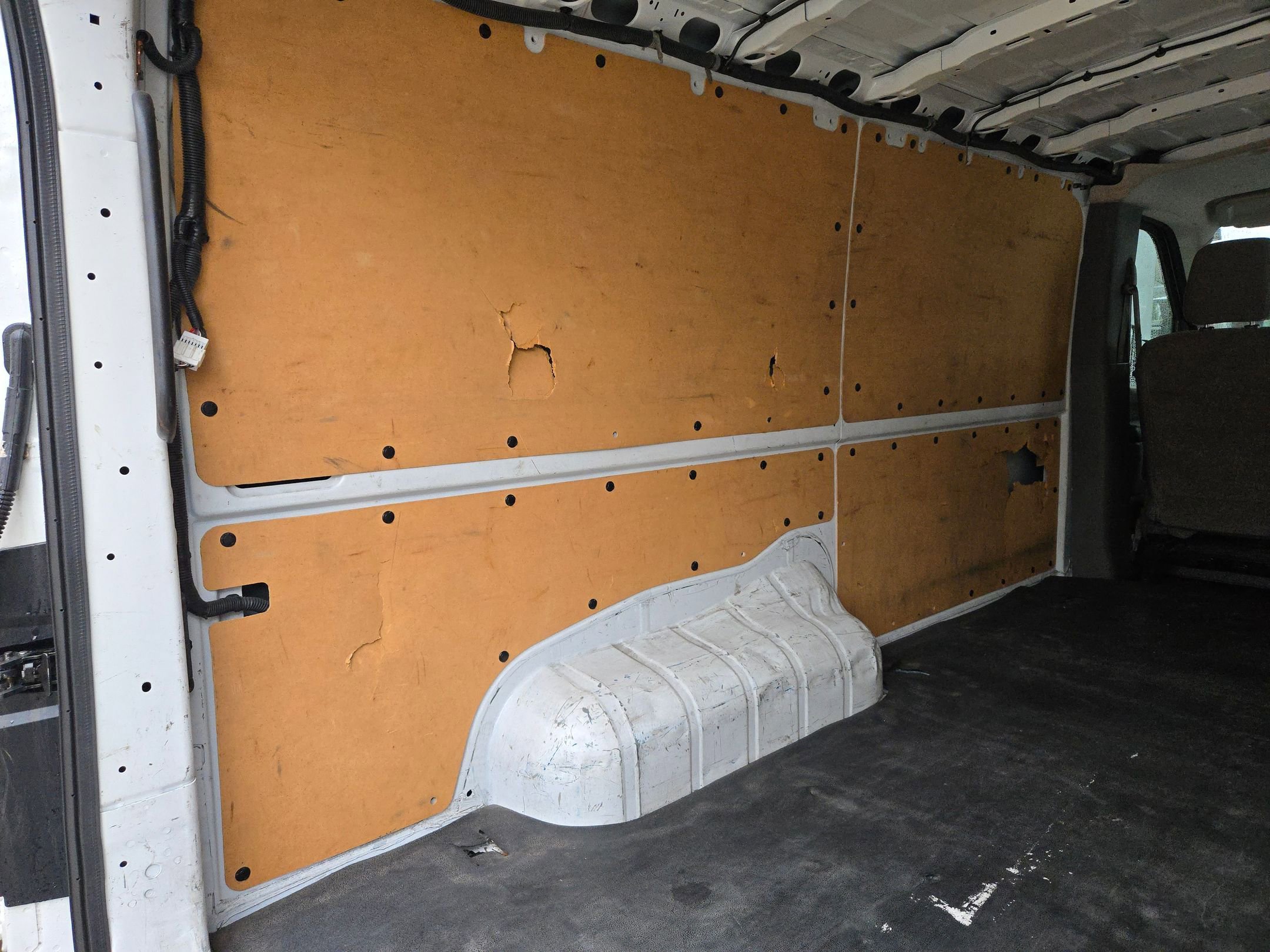 Used 2021 Nissan NV 2500 SV RWD image 15