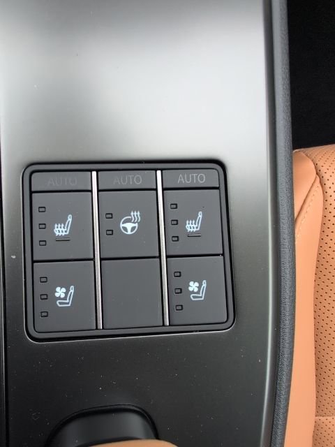 New 2026 Lexus UX 300h AWD image 22