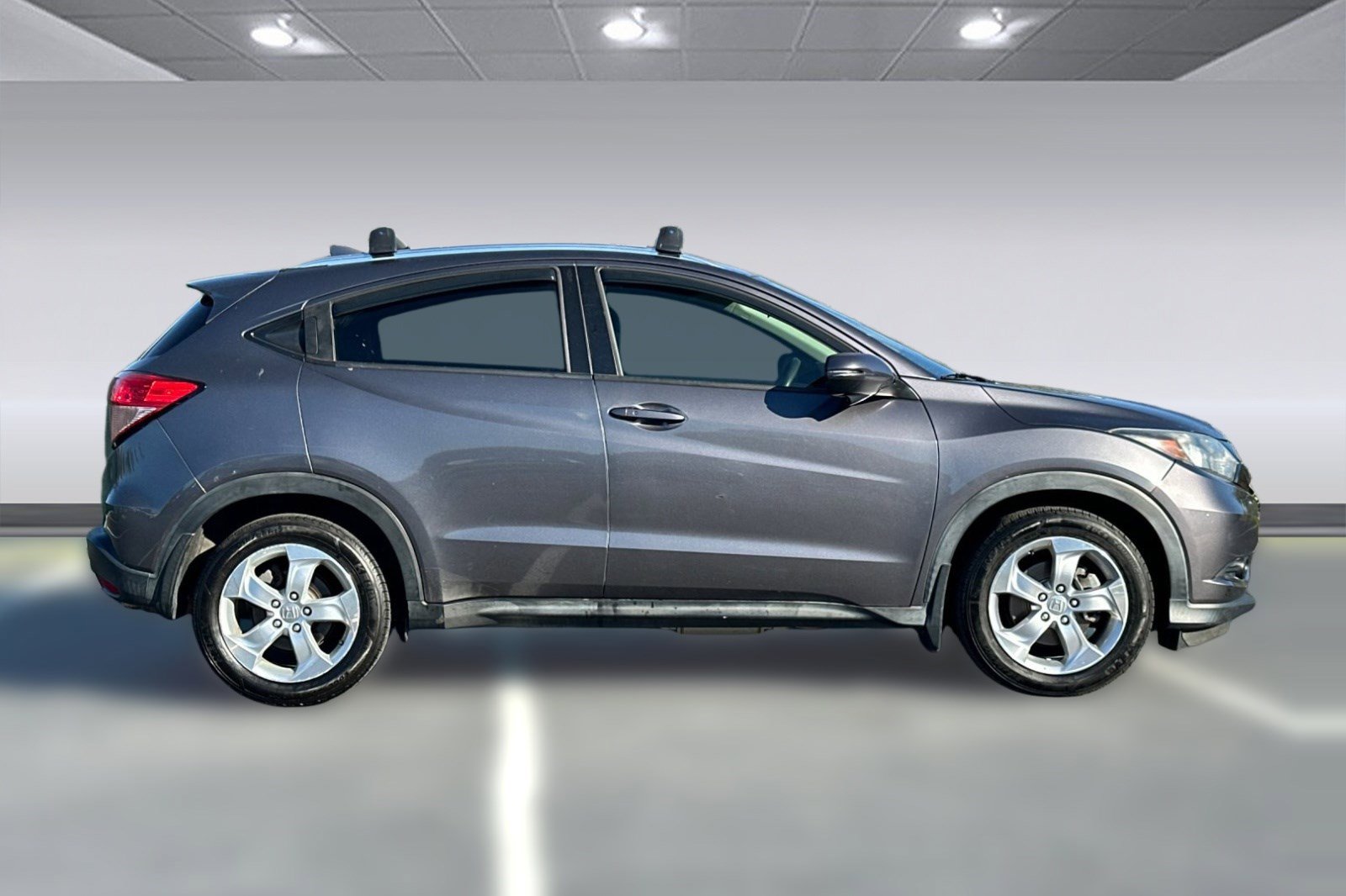 Used 2016 Honda HR-V EX image 7