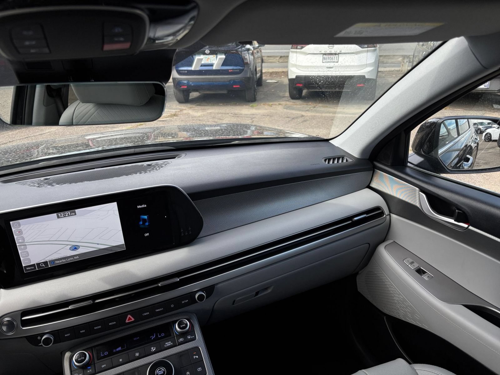 Used 2025 Hyundai Palisade SEL FWD image 36