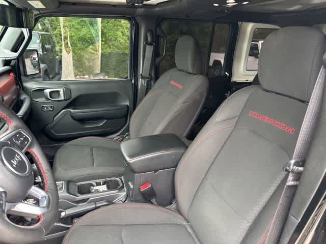 Used 2023 Jeep Wrangler Unlimited Rubicon w/ Cold Weather Group AWD/4WD image 3