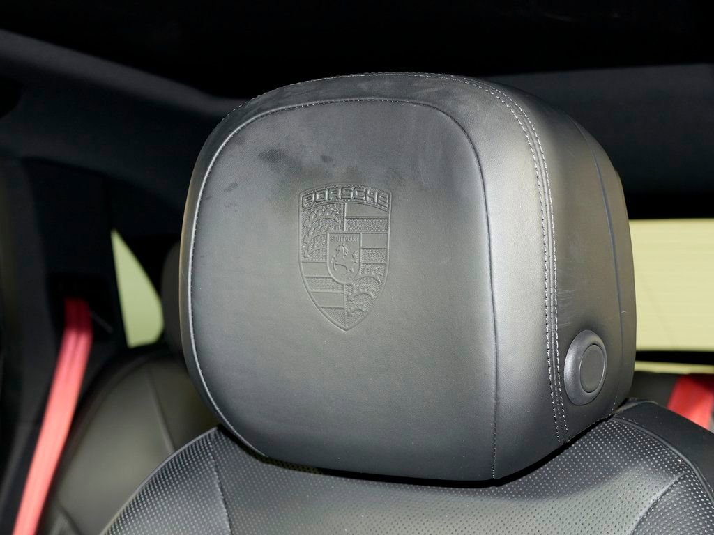 Certified 2022 Porsche Cayenne E-Hybrid image 18