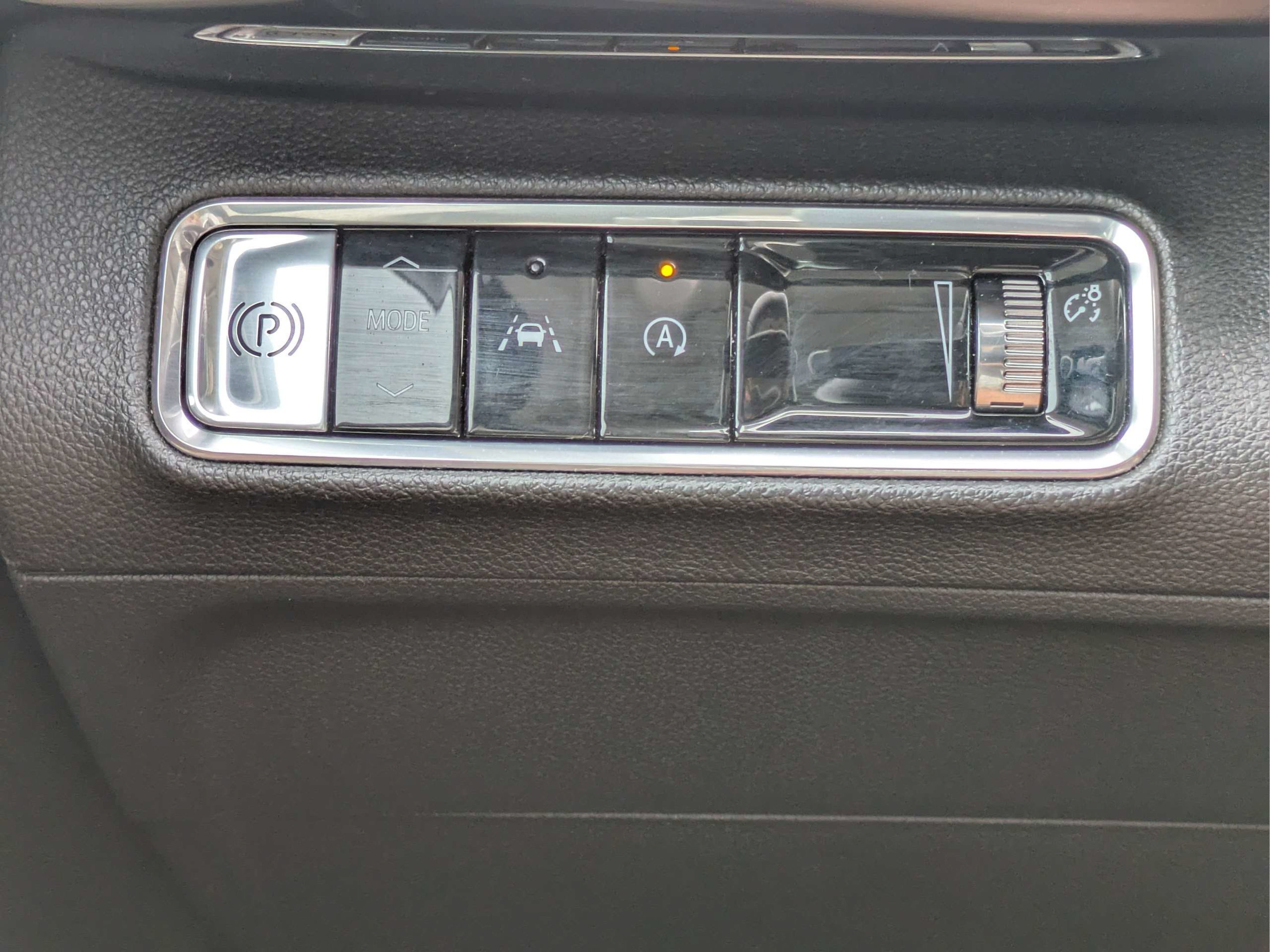 Used 2024 Buick Envision Preferred AWD/4WD image 23