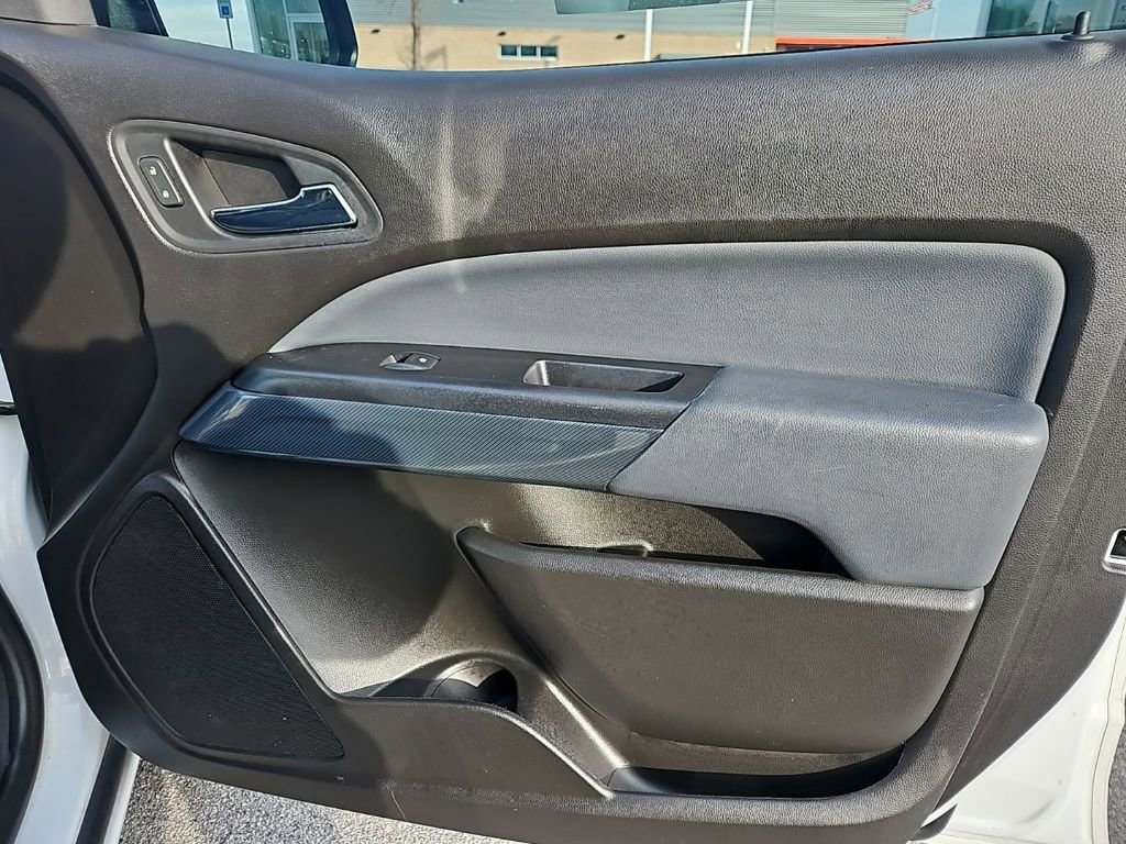 Used 2017 Chevrolet Colorado Z71 image 29