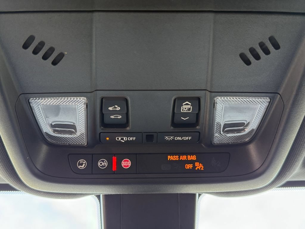 Used 2023 Chevrolet Equinox RS AWD/4WD image 18