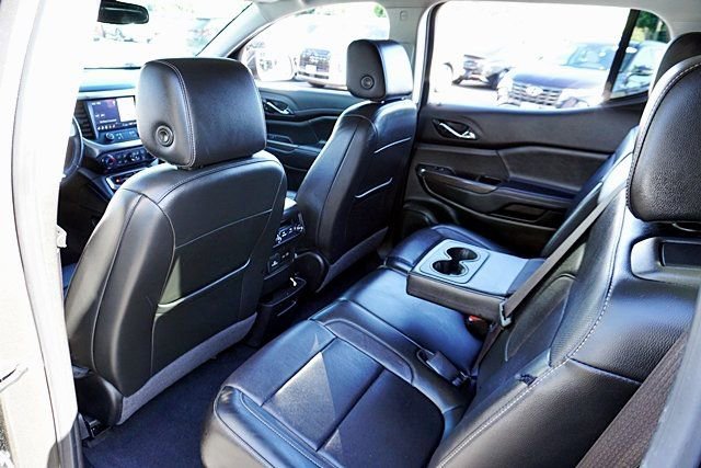 Used 2020 GMC Acadia SLT image 18