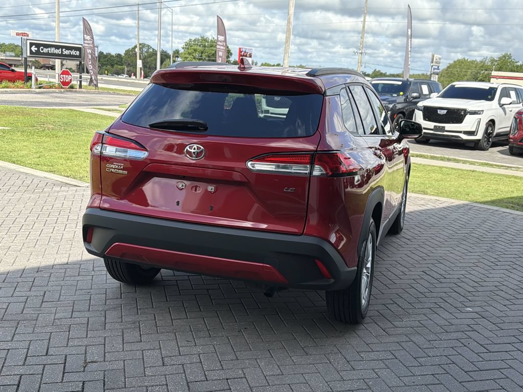 Used 2023 Toyota Corolla Cross LE FWD image 6