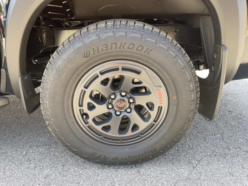 New 2026 Nissan Frontier PRO-4X w/ Tow Package AWD/4WD image 11