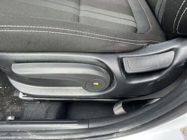 Used 2025 Hyundai Venue SEL image 37