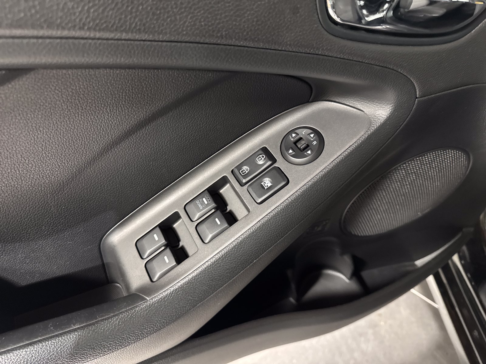 Used 2016 Kia Forte LX FWD image 12