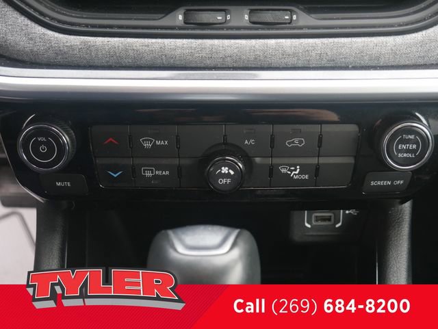 Used 2022 Jeep Compass Latitude image 33