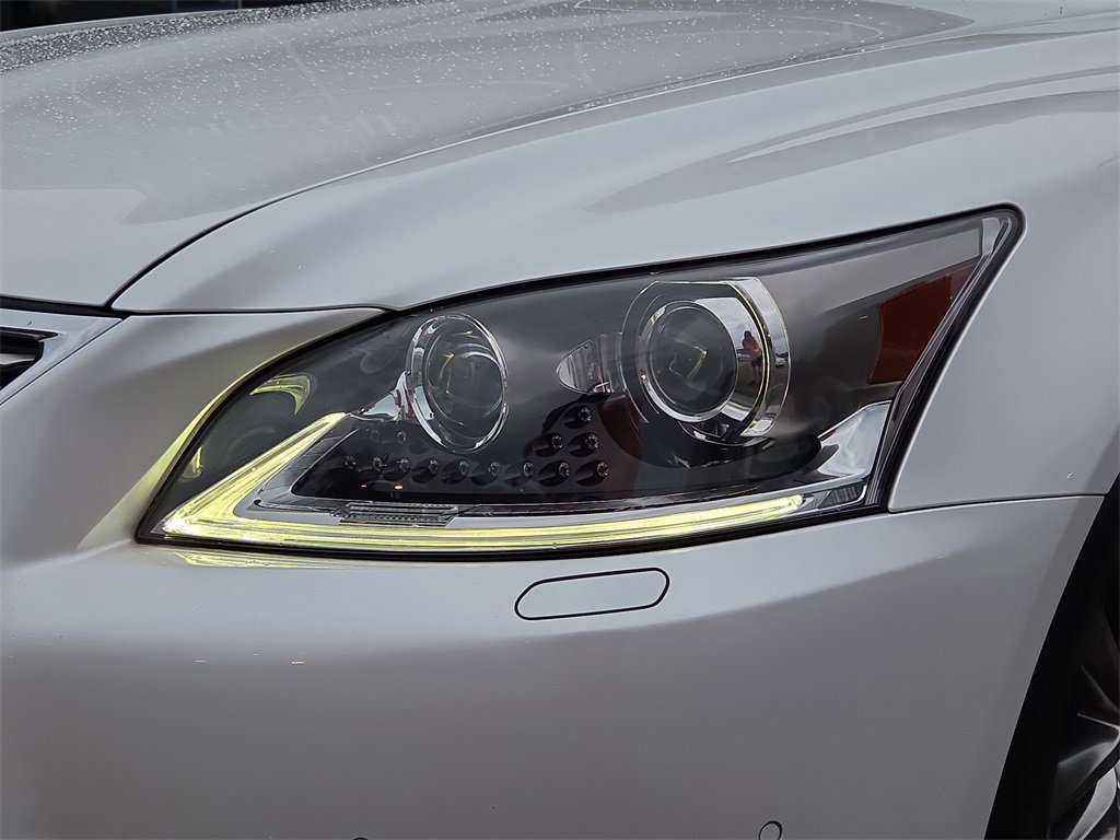 Used 2017 Lexus LS 460 image 10