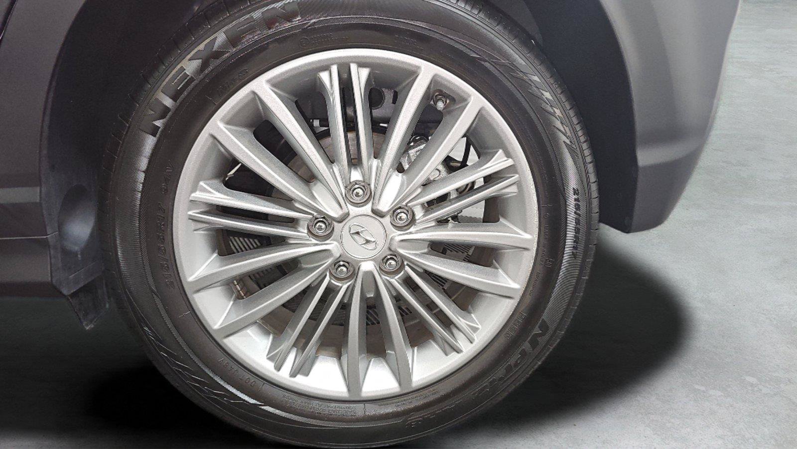 Used 2020 Hyundai Kona SEL FWD image 25