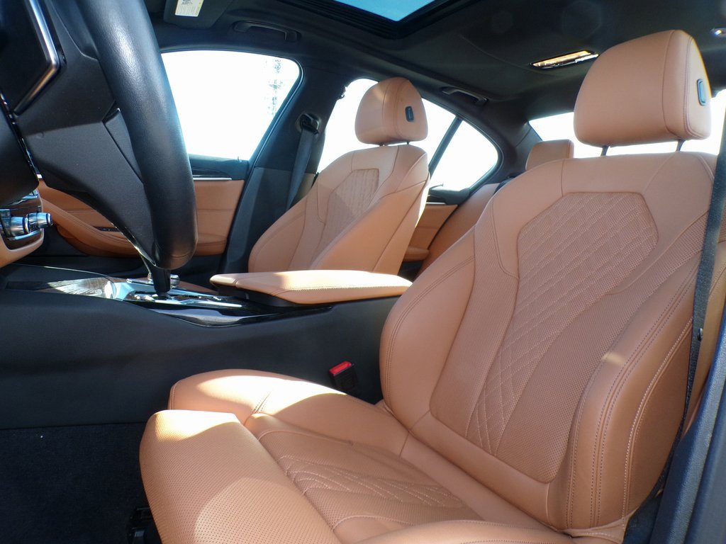 Certified 2023 BMW 540i xDrive w/ Convenience Package image 13