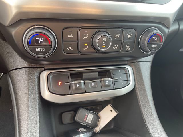 Used 2023 GMC Acadia SLE w/ Driver Convenience Package AWD/4WD image 37