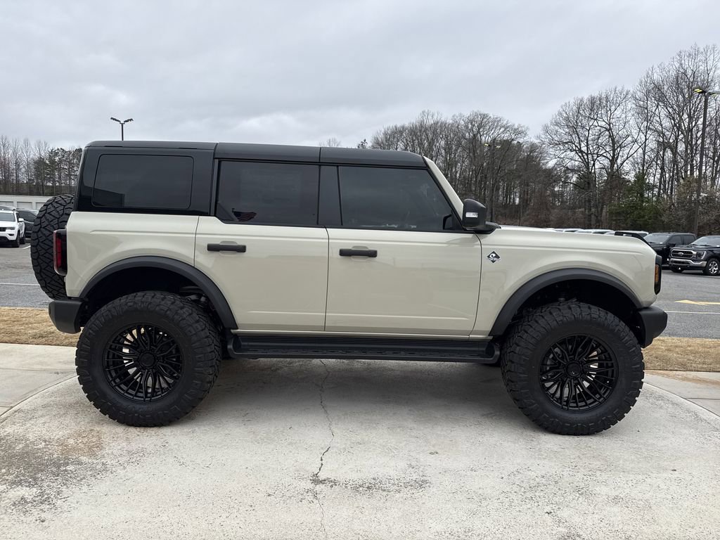 New 2025 Ford Bronco Outer Banks image 8