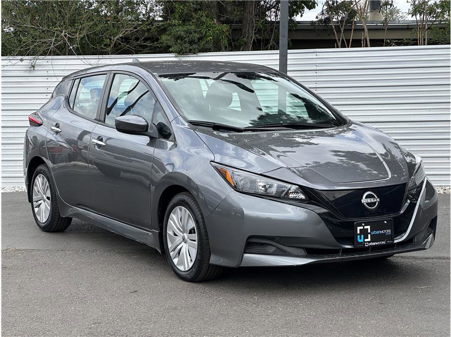 Used 2024 Nissan Leaf S FWD image 8
