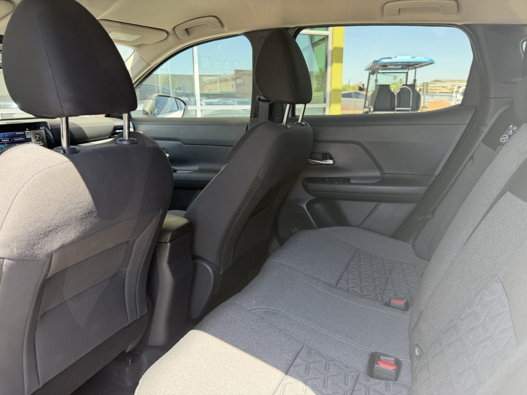 Used 2025 Nissan Kicks SV FWD image 28