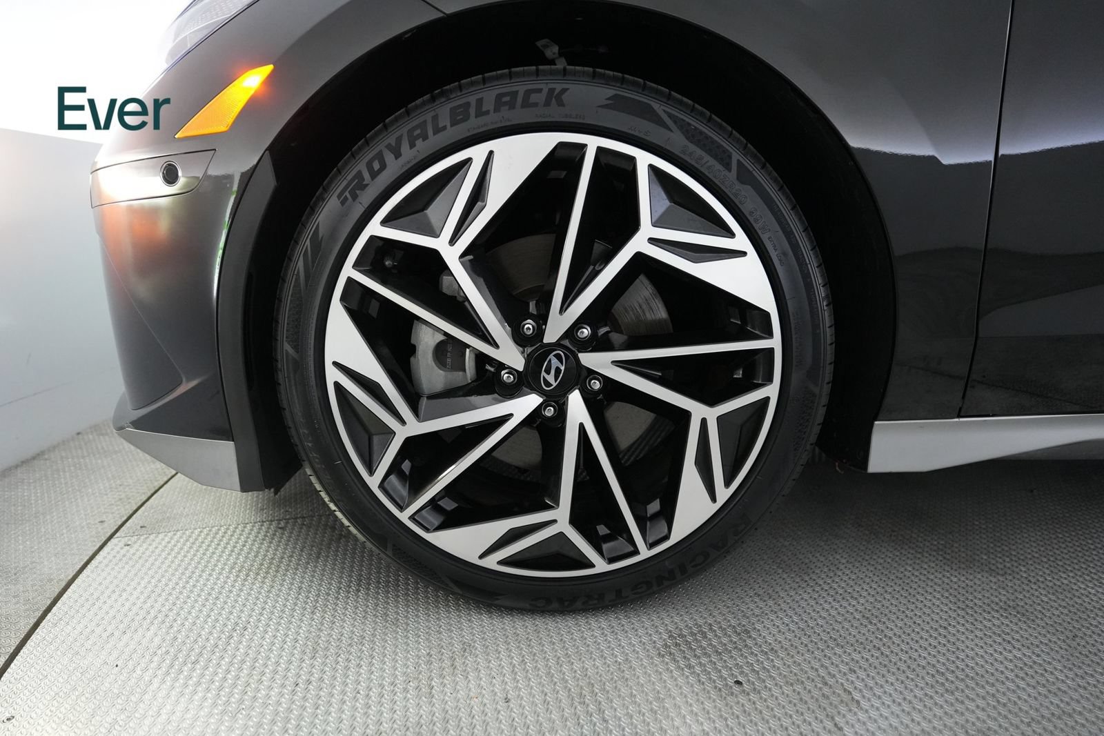 Used 2023 Hyundai Ioniq 6 Limited RWD image 19